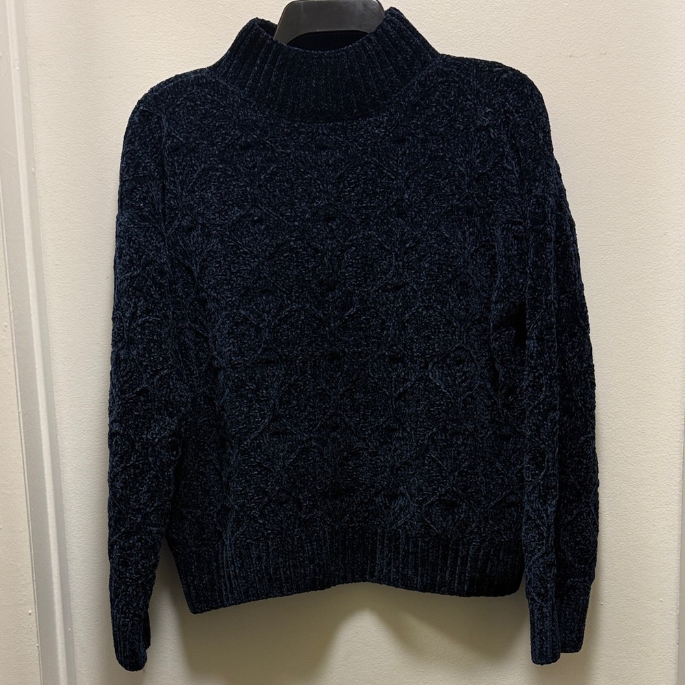 Liz Claiborne Textured Navy Blue Turtleneck Sweater